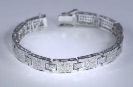 14 K / 585 White Gold Diamond Bracelet