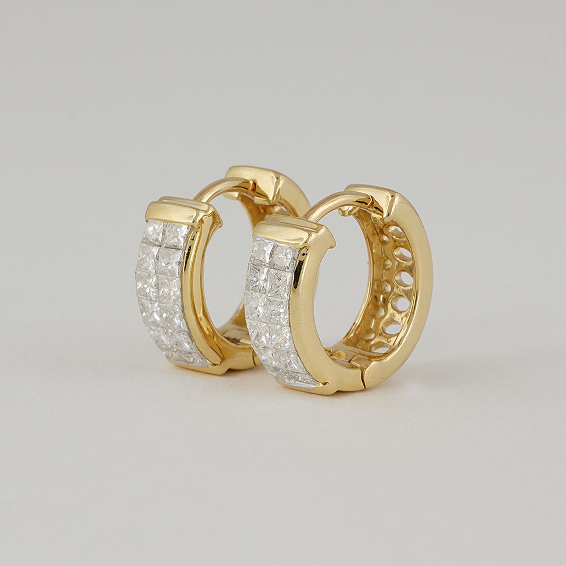 14 K / 585 Yellow Gold Diamond Hoop Earrings - Image 3 of 5