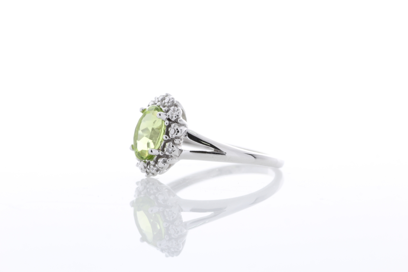 9ct White Gold Cluster Diamond And Peridot Ring (P1.40) 0.09 Carats - Image 2 of 7