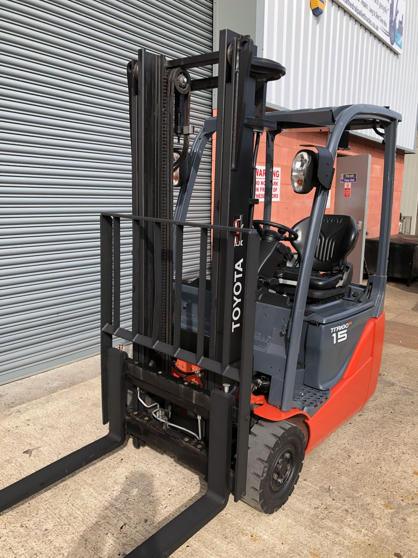 Toyota Electric Counterbalance FLT