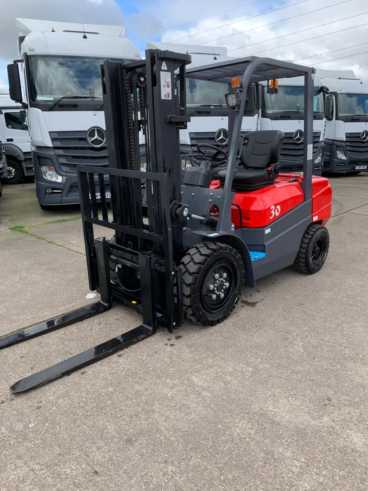 Feeler FD30 Counterbalanced Forklift