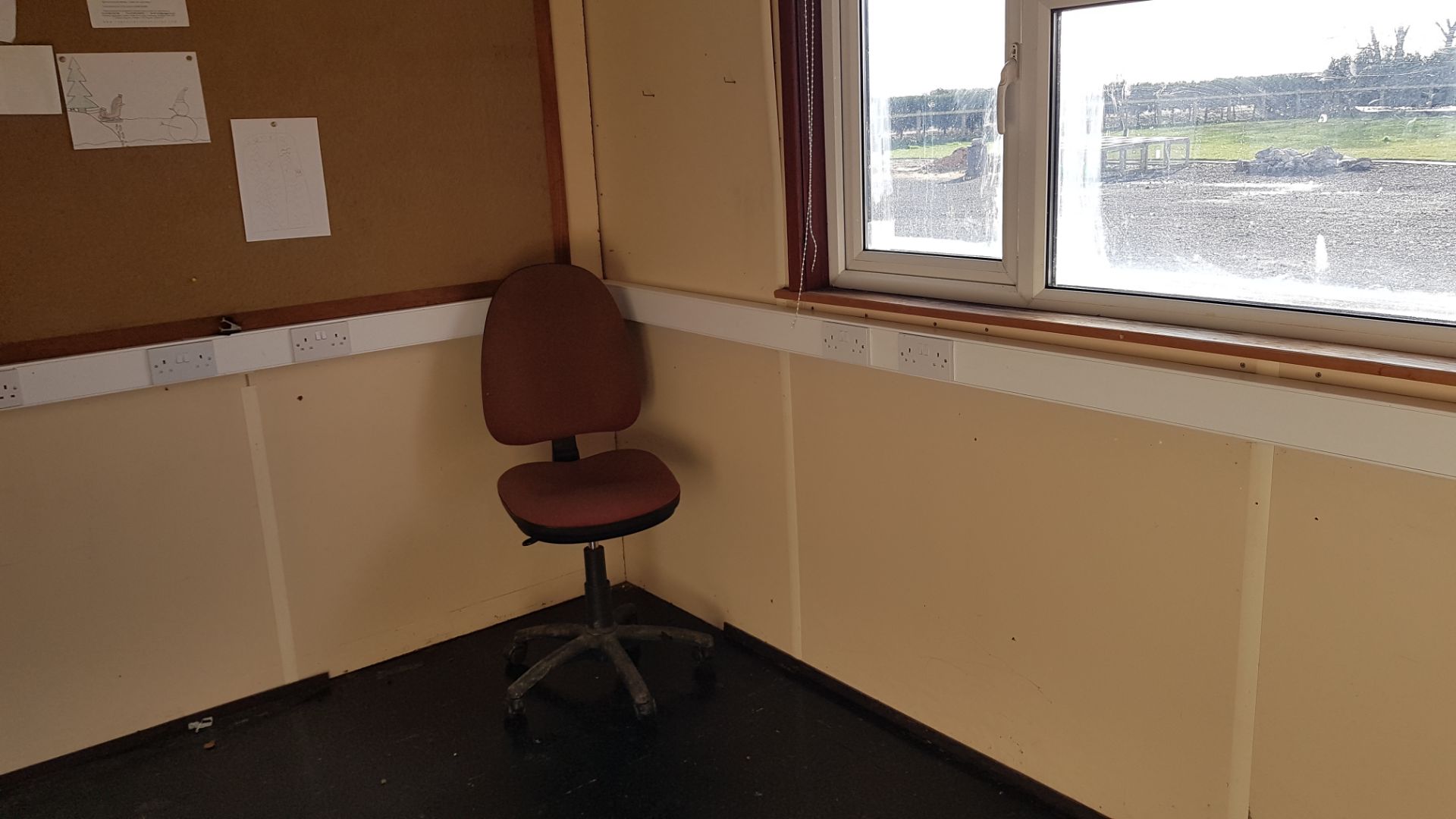 40' Office Container - Image 7 of 13