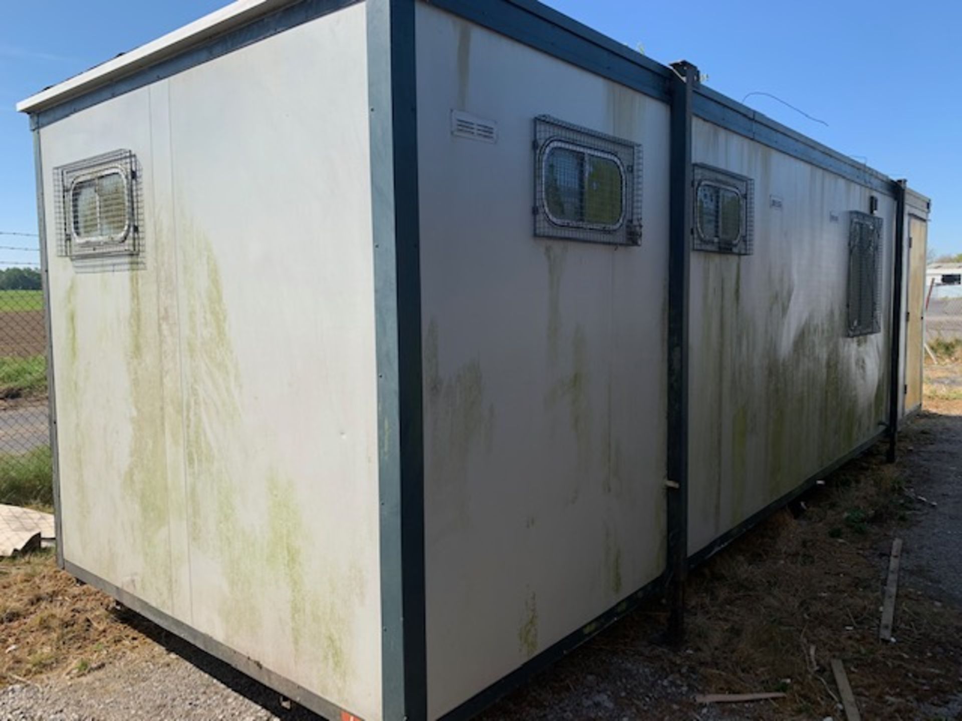 28' Genuine Portakabin Unit With WC's/Shower