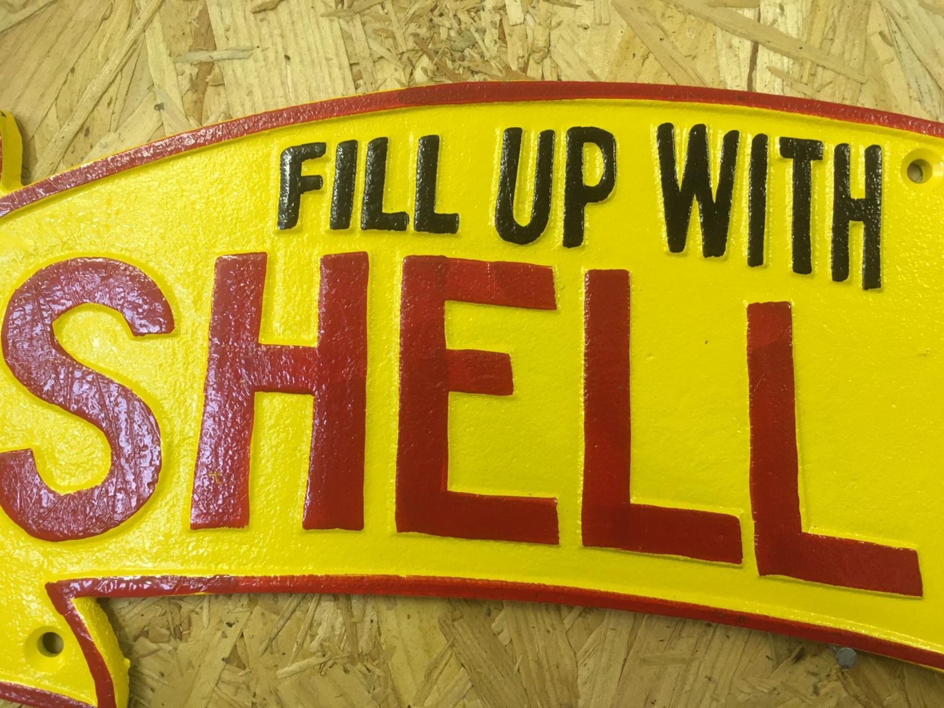 Fill Up With Shell Arrow Wall Plaque - Image 2 of 3