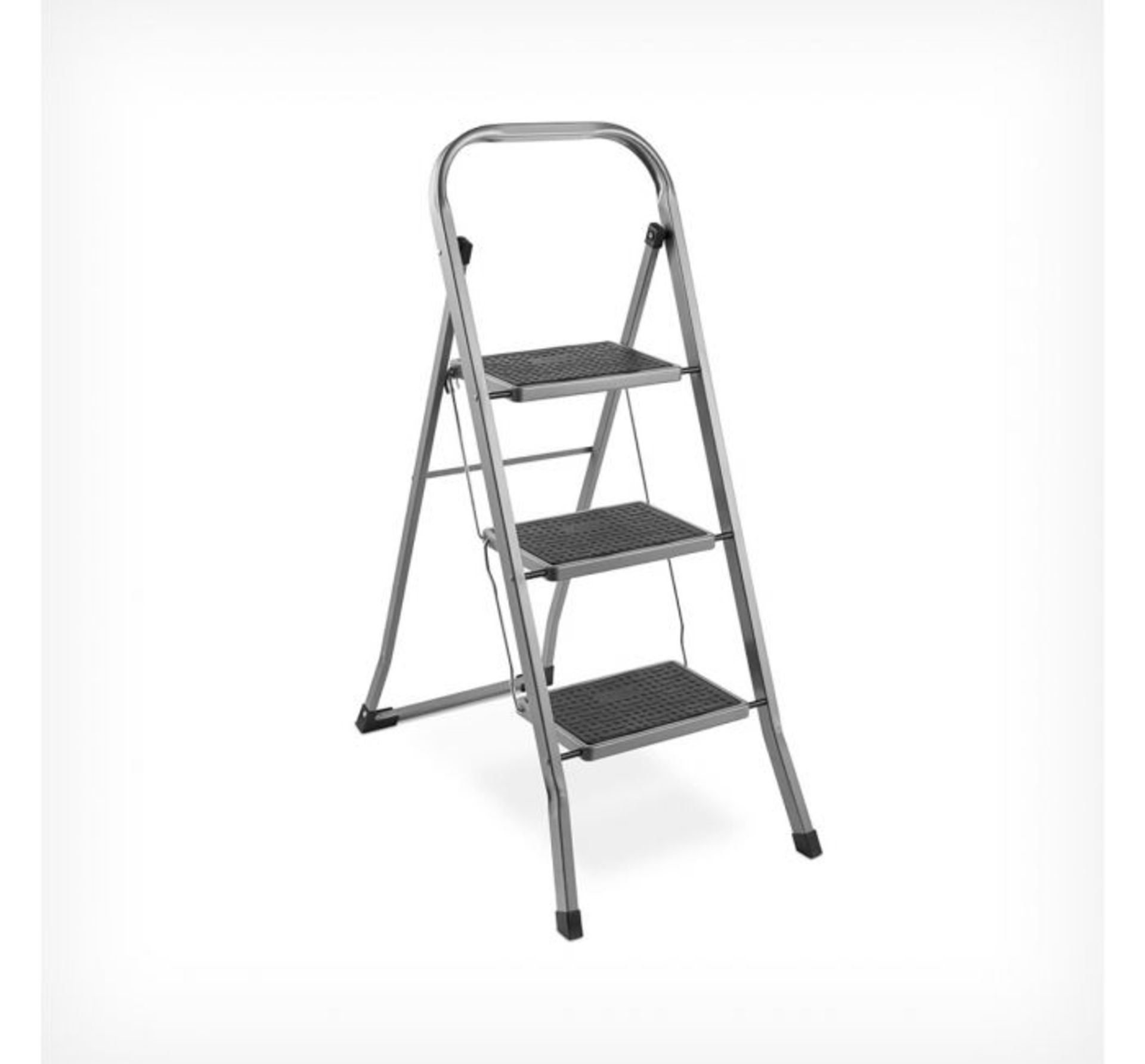 (HZ40) 3 Step Steel Ladder Durable 3 step steel ladder Distributes weight evenly for total st... - Image 2 of 3