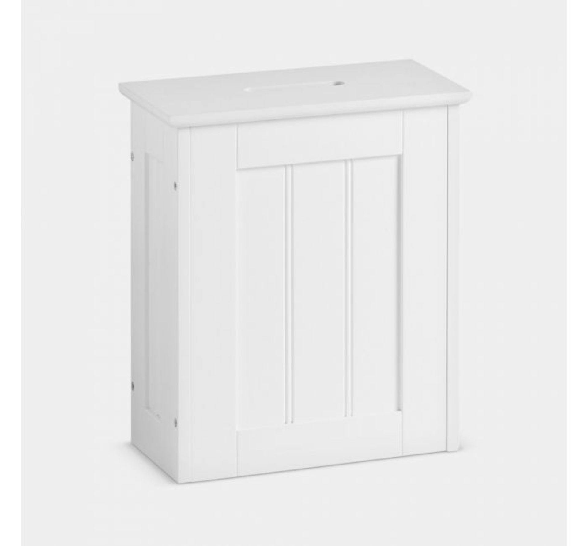 (X30) 1x Colonial Storage Hamper. MDF with painted finish Water-resistant & easy to clean Arrive... - Image 2 of 4