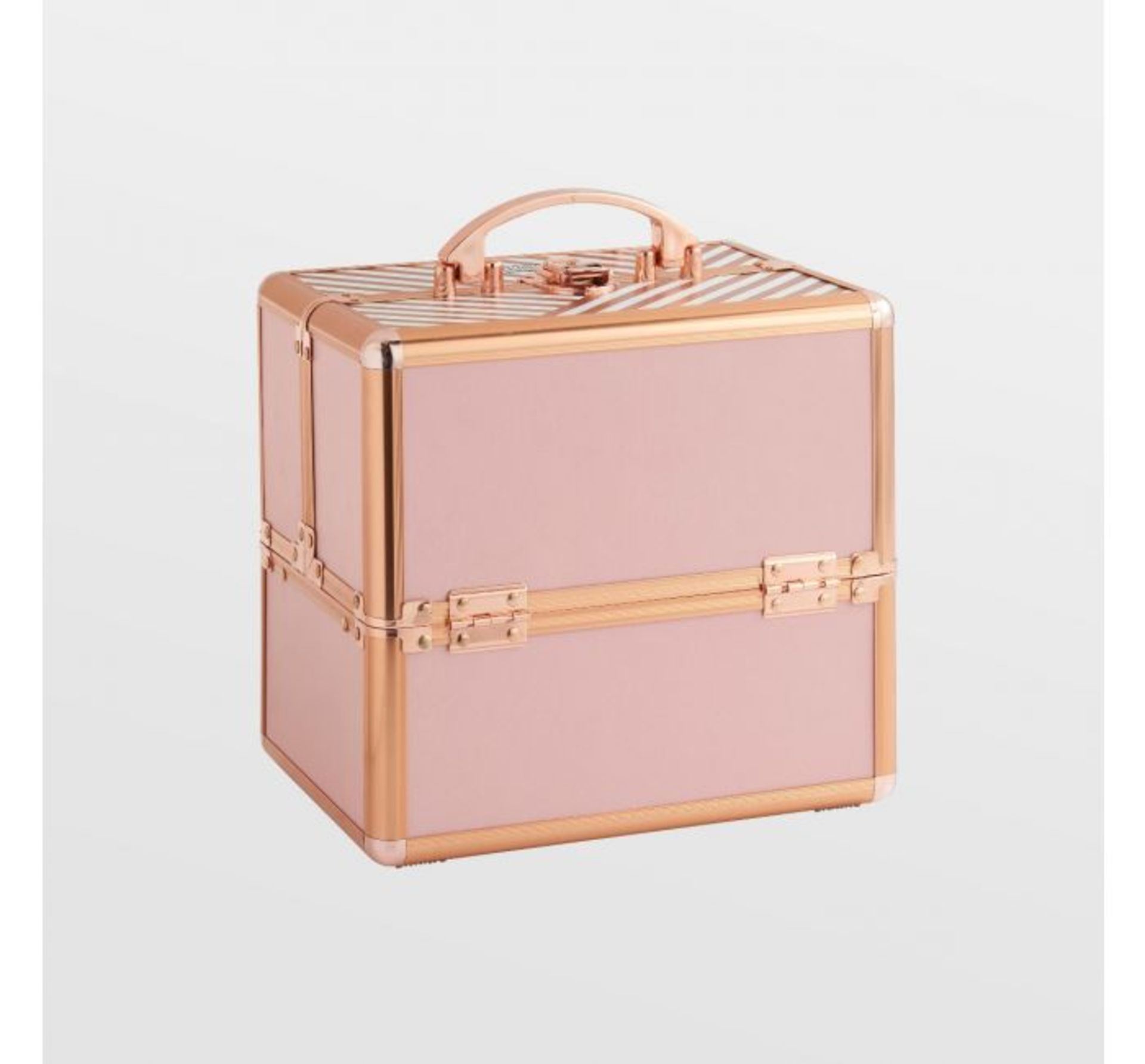 (HZ13) Small Blush Pink Makeup Case. Spacious design with four fixed dividers which create six ... - Image 2 of 3