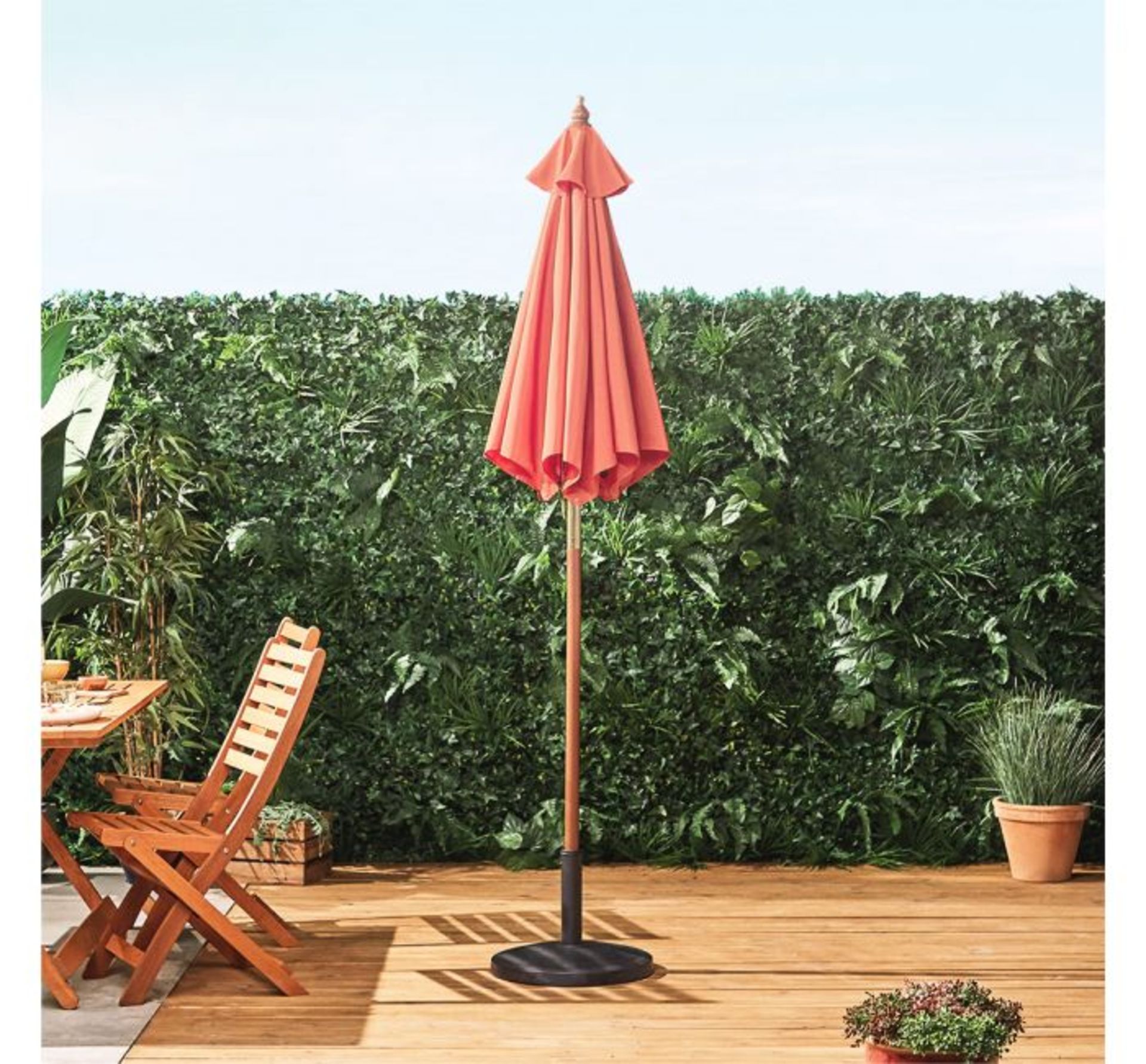 (F6) Burnt Orange 2M Wooden Parasol Natural hardwood frame boasts a vibrant burnt orange polye... - Image 4 of 4