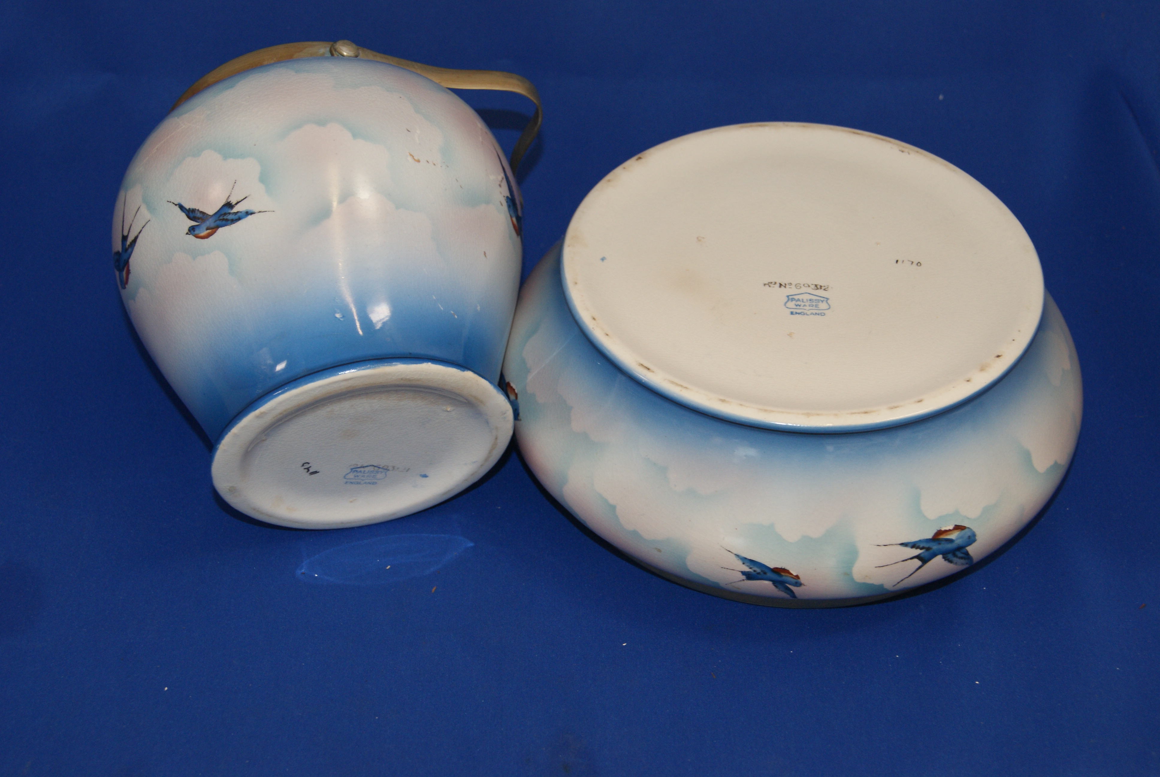 Rare Palicy Ware biscuit Barrel & Fruit Bowl Bluebird / Swallow design Art Deco - Image 2 of 2