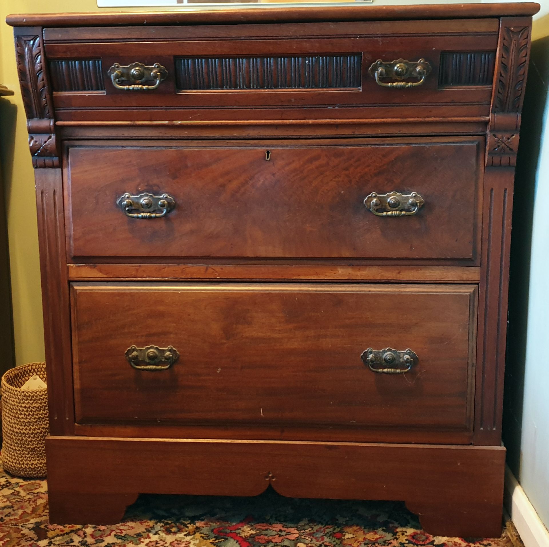 Antiques Hardwood Victorian Bedroom Drawers