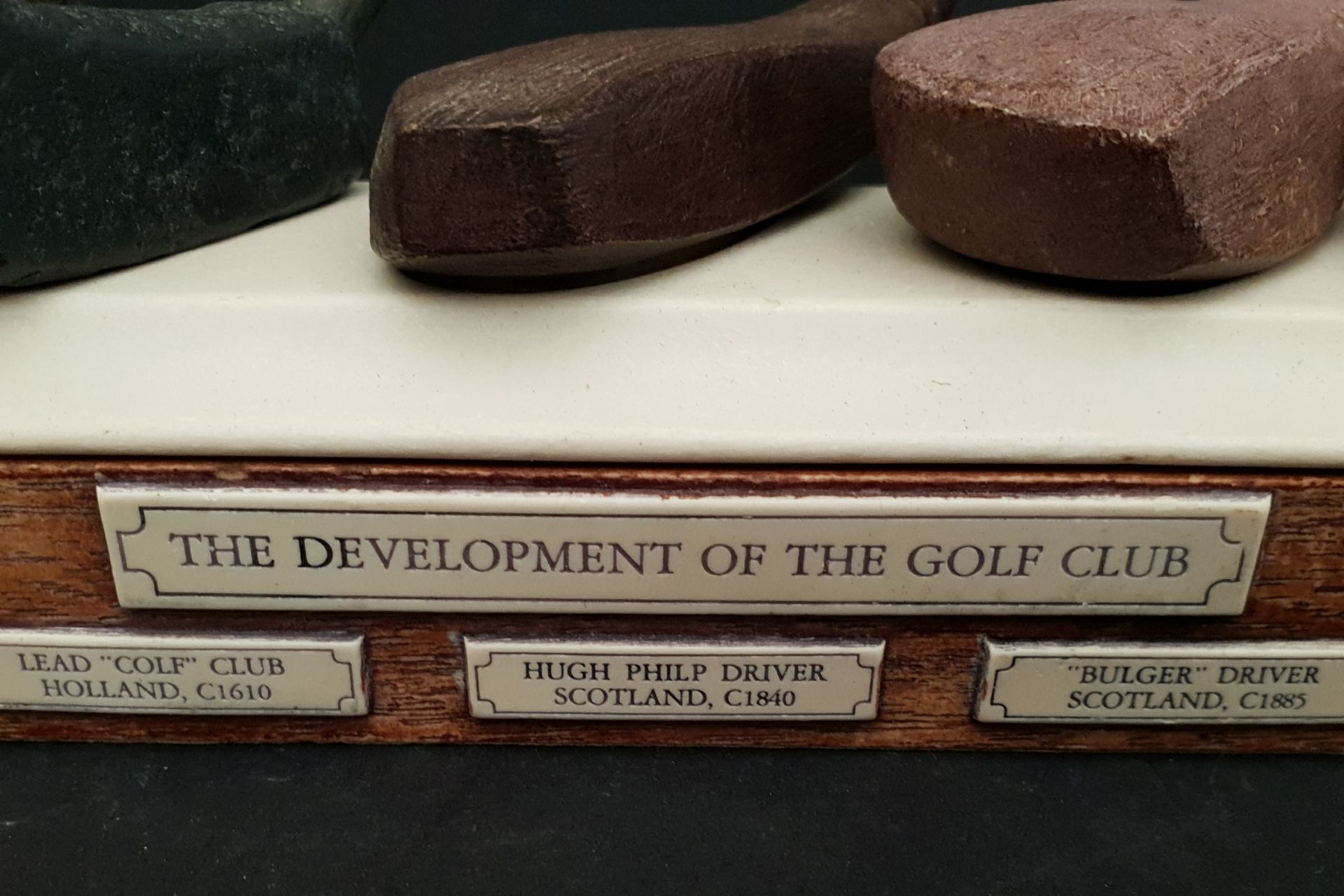 Collectable History of Golf Clubs Desk Display - Image 2 of 3