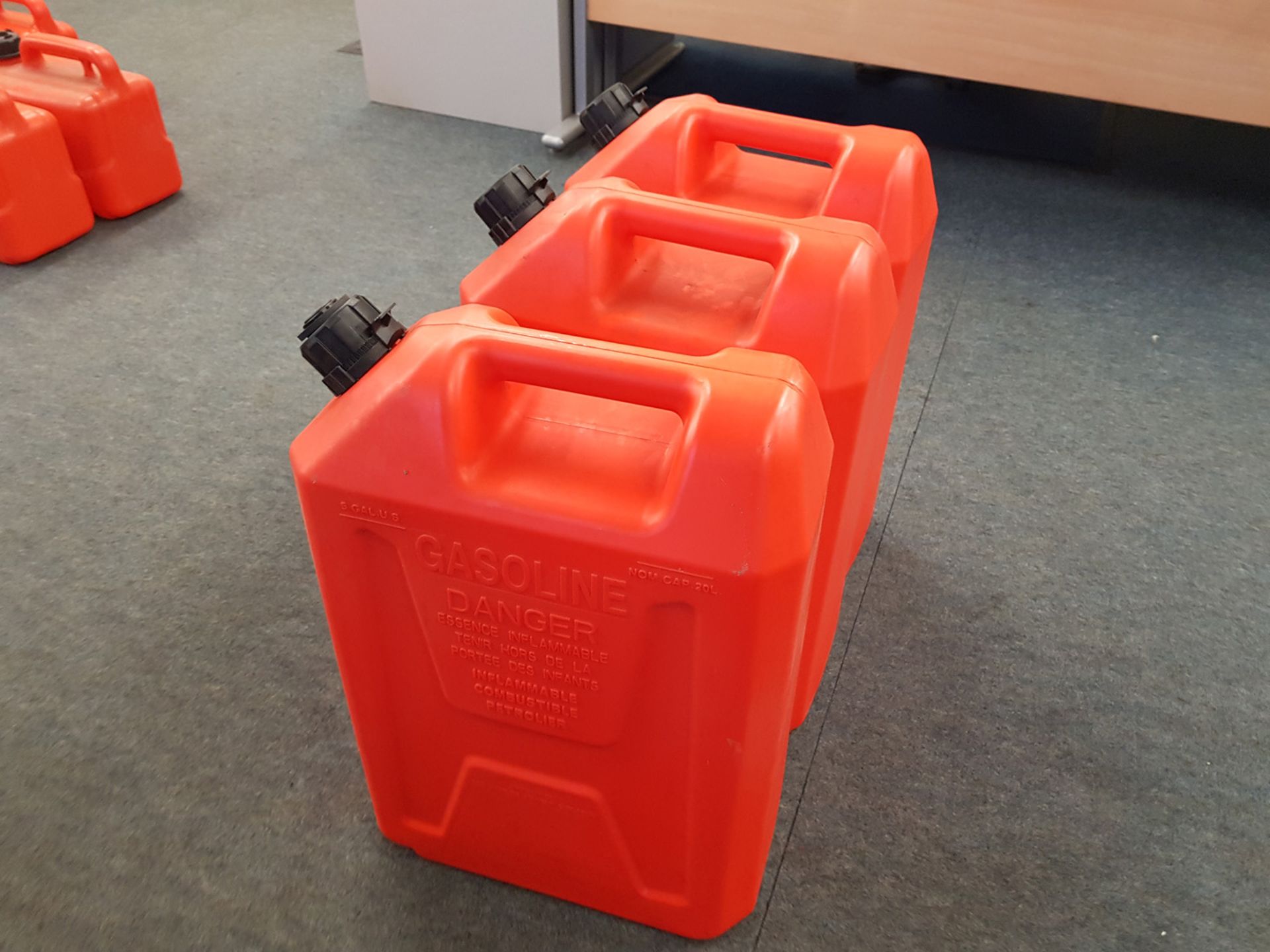 15 Litre Rigid Water Carrier (Zzwcr15)