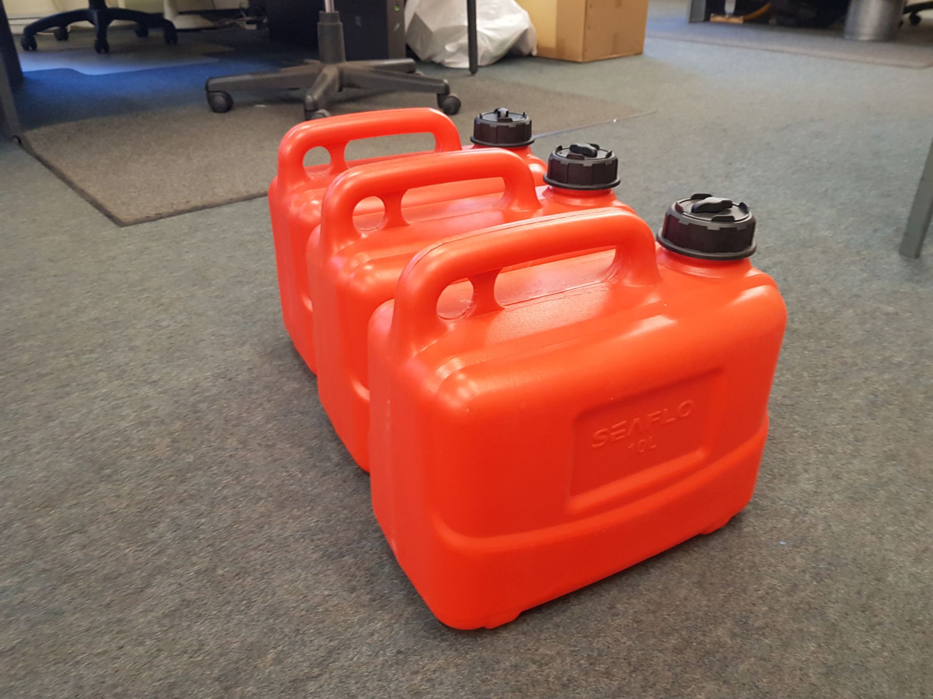 10 Litre Rigid Water Carrier (Zzwcr10)