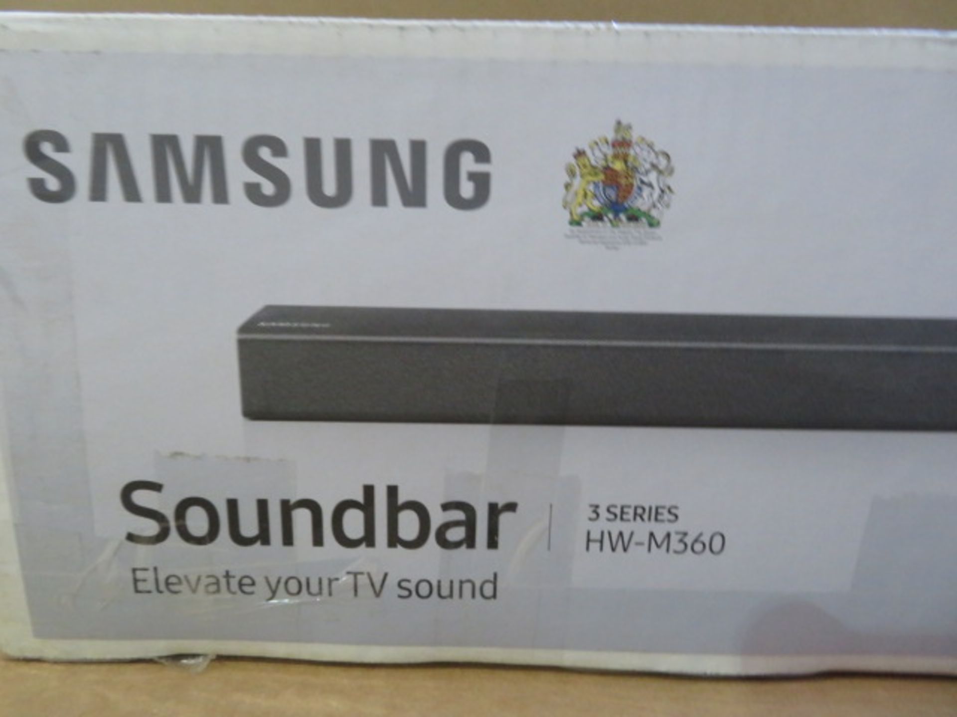 (17) 1 x Grade B - Samsung HW-M360 Soundbar 2.1ch, 200W, Wireless Subwoofer. - Image 2 of 4