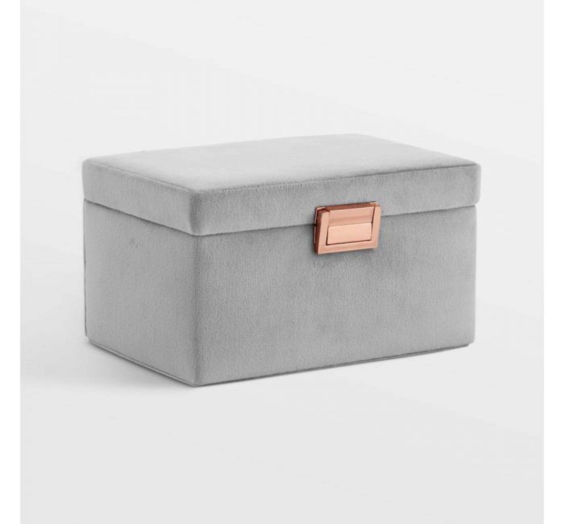 (AP24) Grey Velvet Jewellery Box Plush grey velvet finish is super glam with a matching interi... - Image 2 of 3