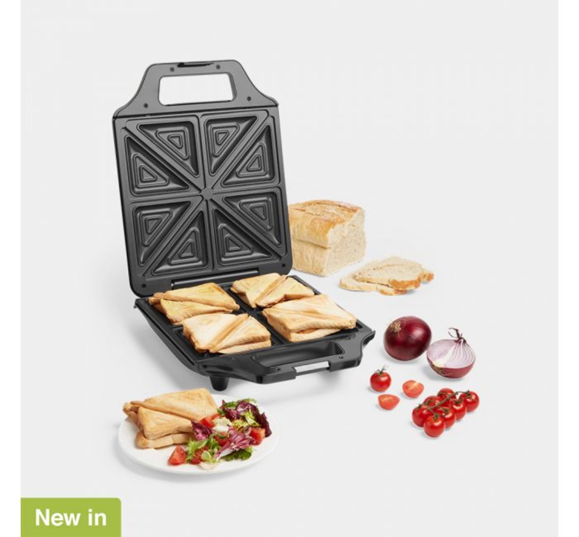 (AP47) 4 Slice Deep fill Sandwich Maker Make four delicious toasties in minutes The non-stick... - Image 2 of 3