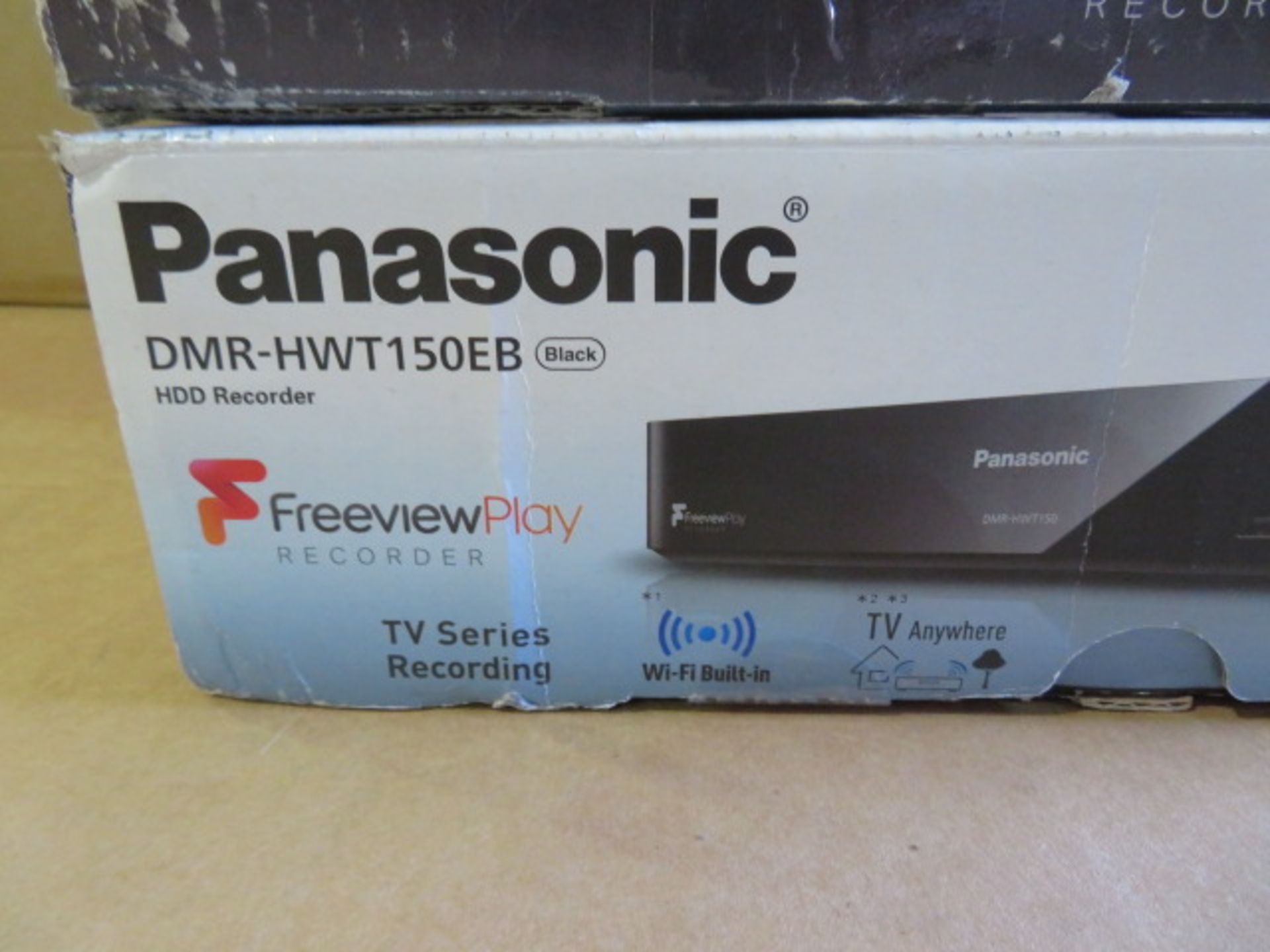 (31) 1 x Grade B - Panasonic DMR-HWT150EB Smart Network HDD Recorder with Freeview Play. Double... - Image 2 of 3