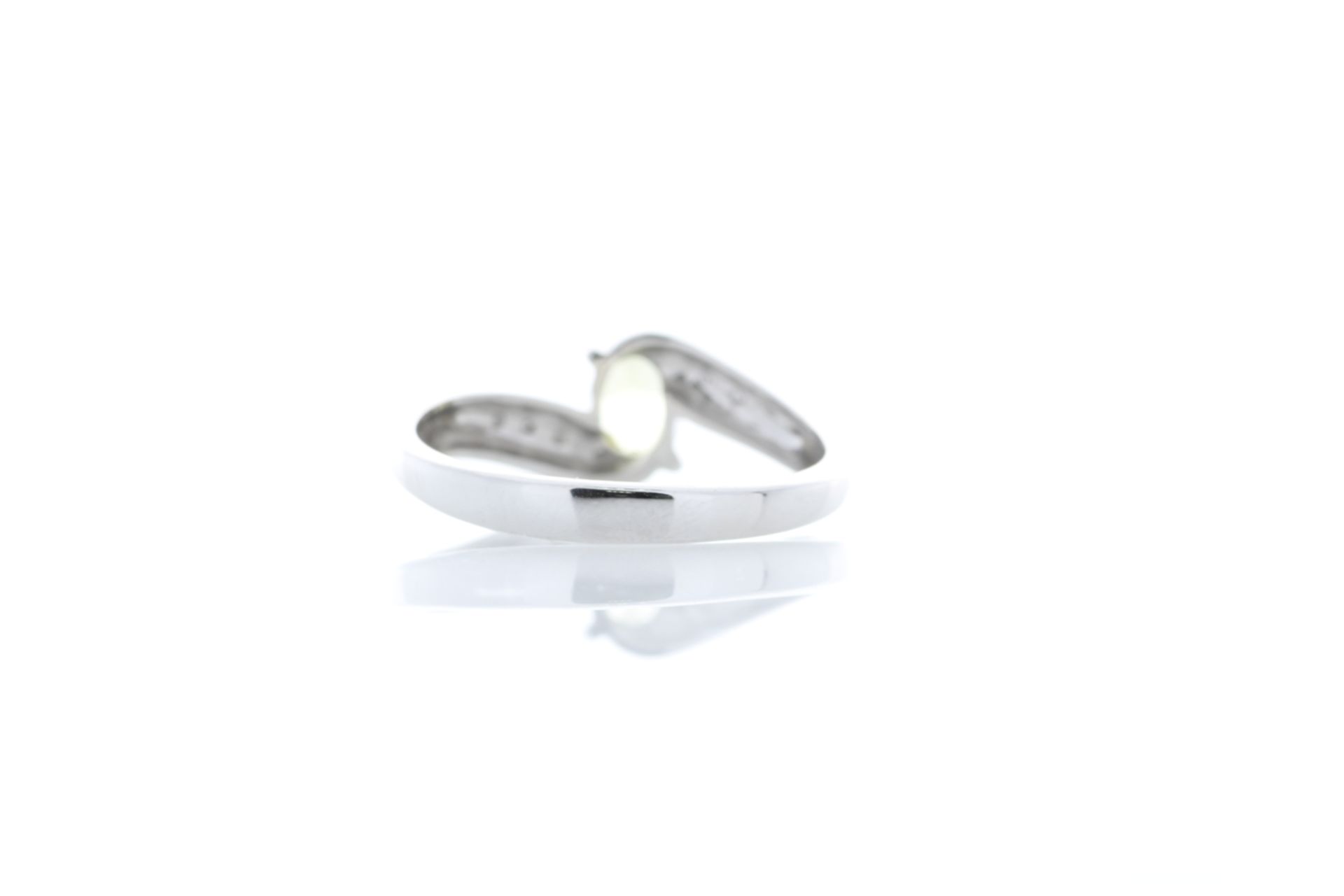 9ct White Gold Diamond And Lemon Quartz Ring 0.01 Carats - Image 3 of 8