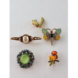 5 Vintage Brooches