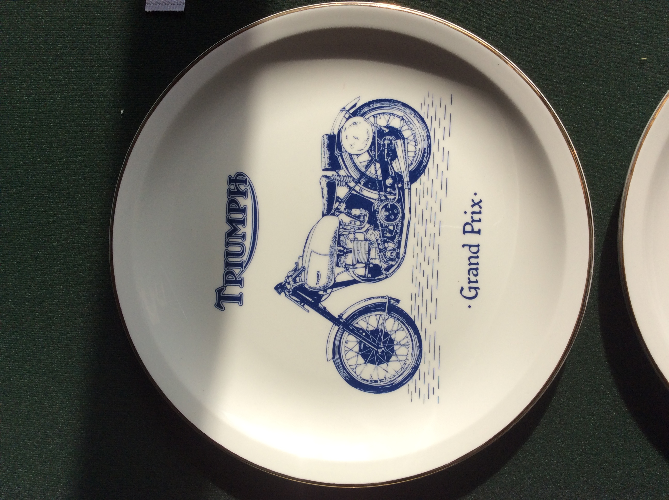 Set of 4 limted edition wall plates depicting motorcycles by Ted Underhill - Image 11 of 13