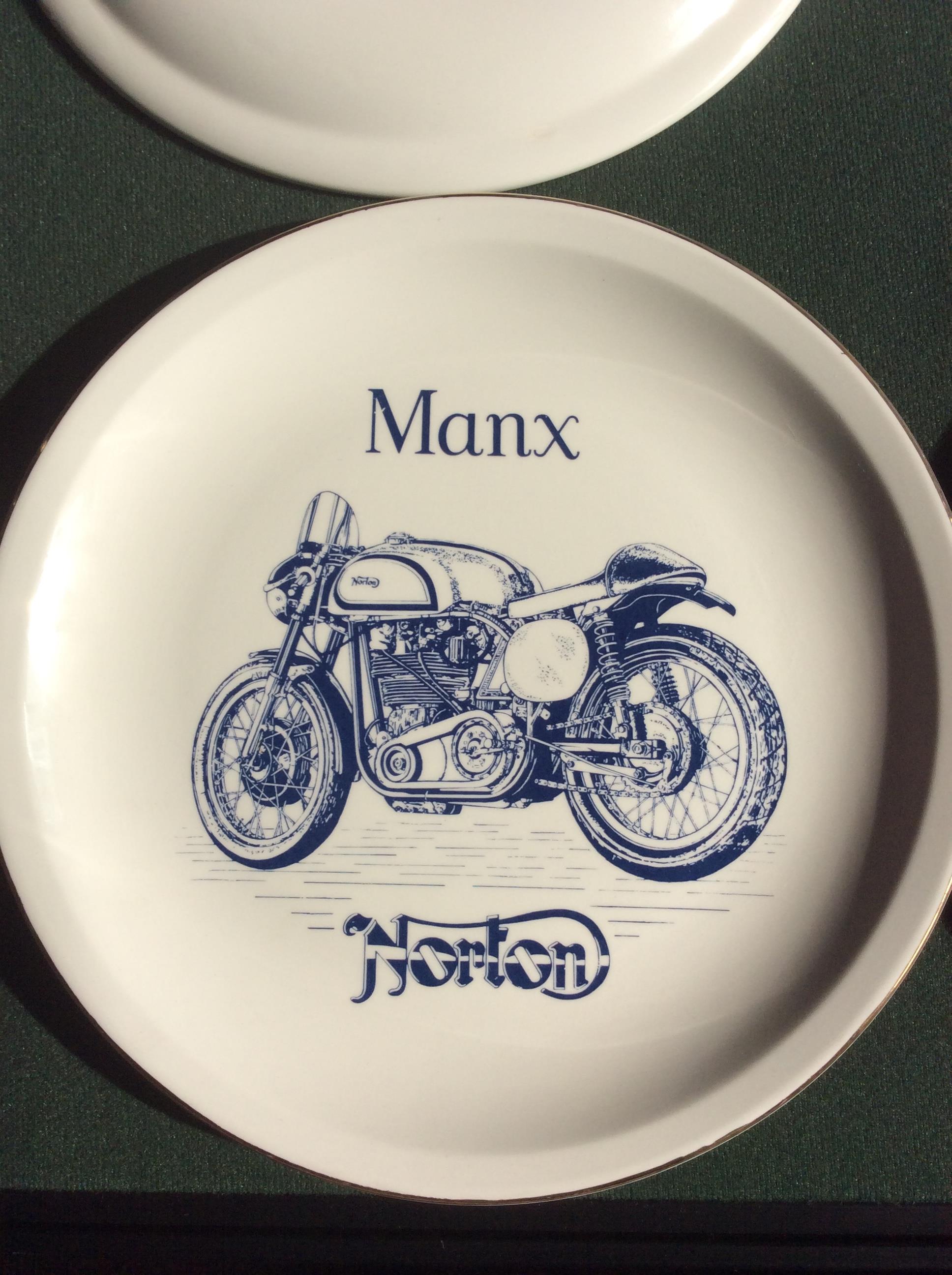 Set of 4 limted edition wall plates depicting motorcycles by Ted Underhill - Image 9 of 13