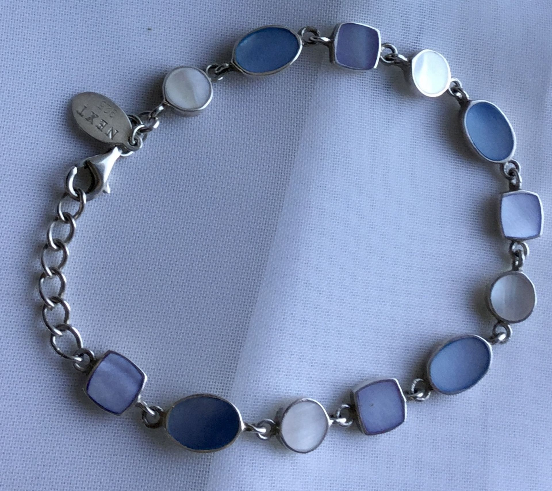 Silver Mother of Pearl Bracelet 7” - Image 5 of 8