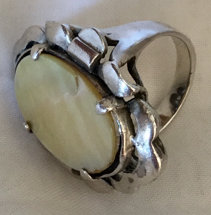 Large 925 Silver Dress Ring. Abalone Statement Ring - Image 2 of 4