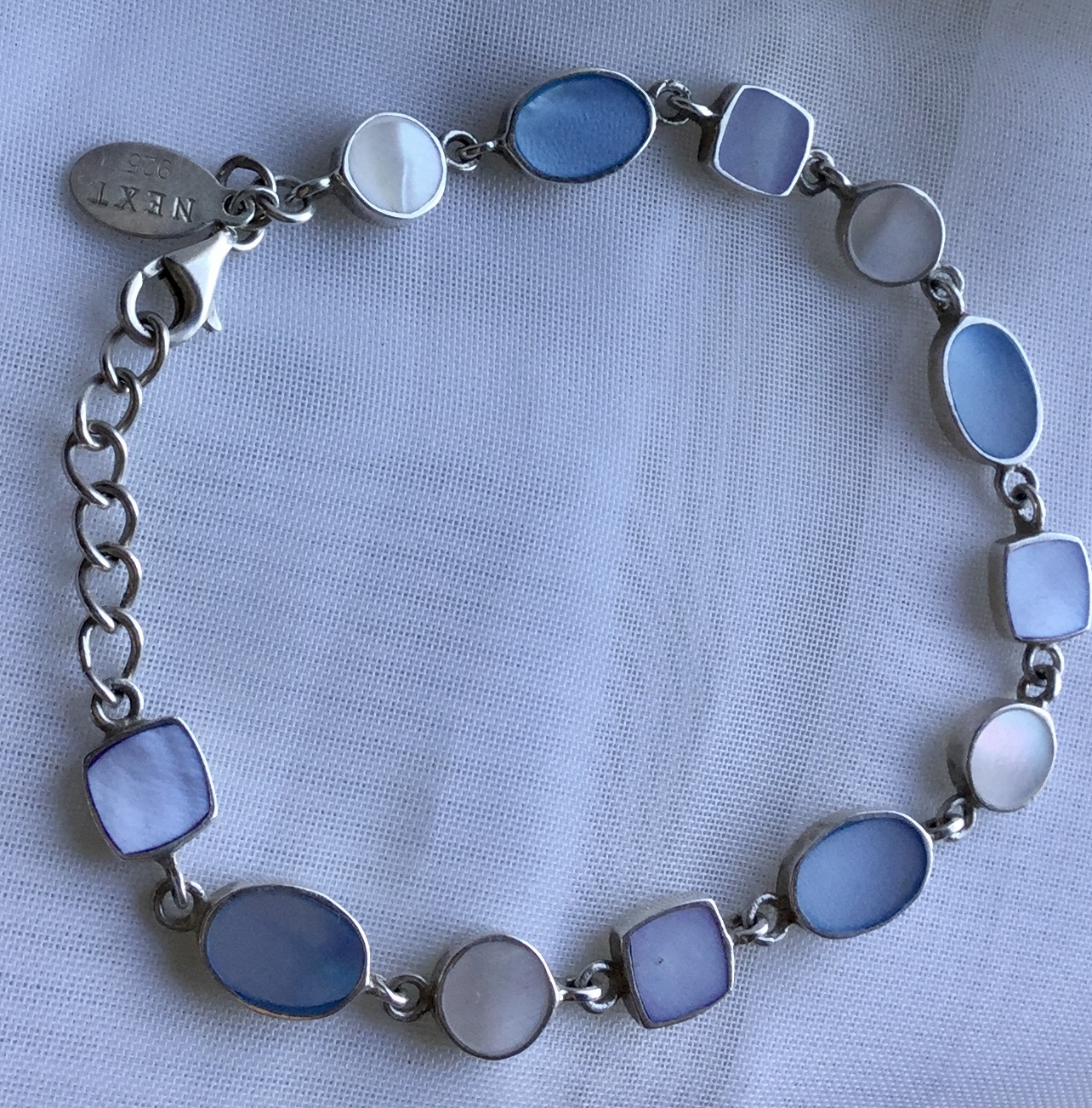 Silver Mother of Pearl Bracelet 7” - Image 3 of 8