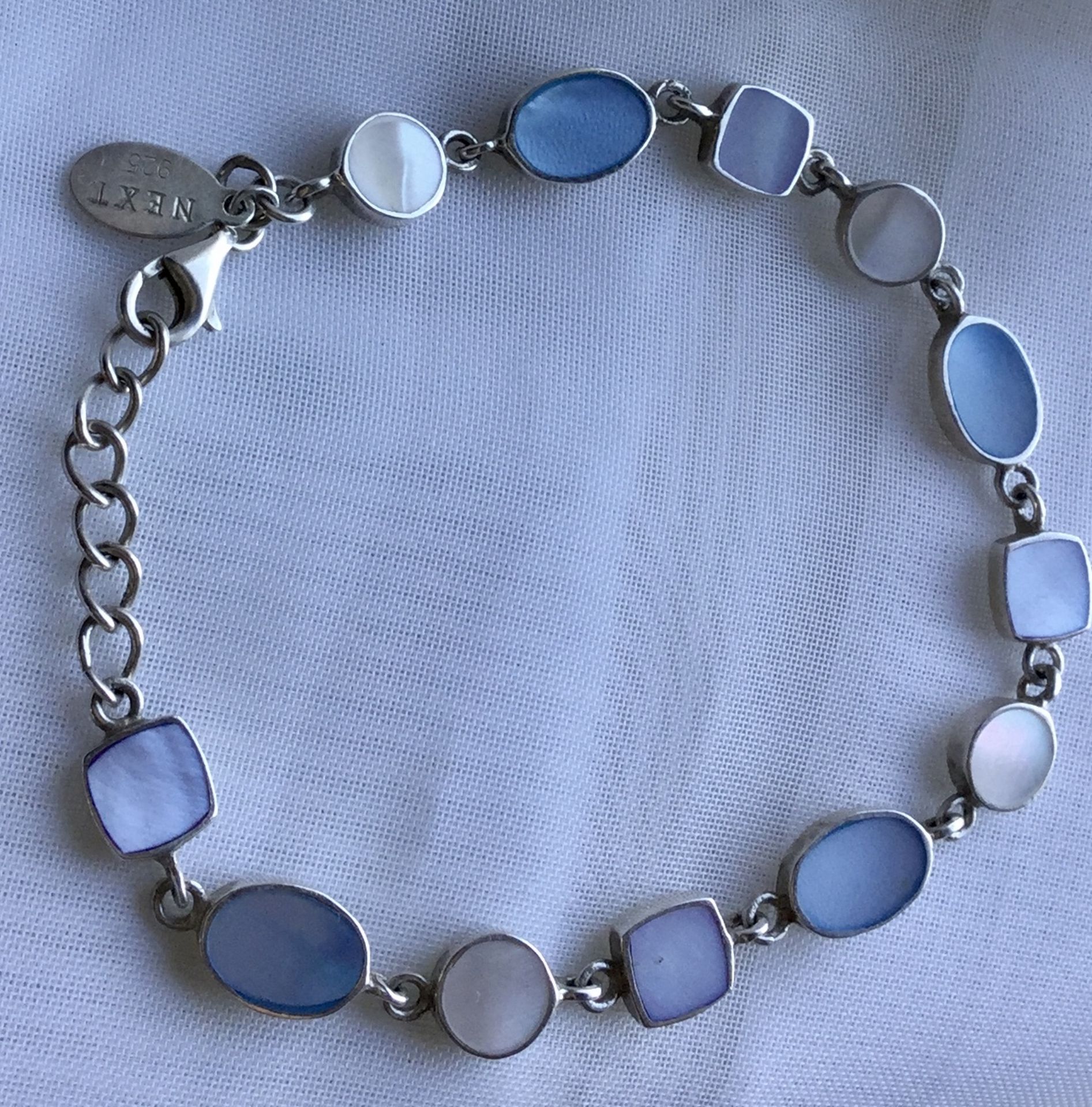 Silver Mother of Pearl Bracelet 7” - Image 3 of 8