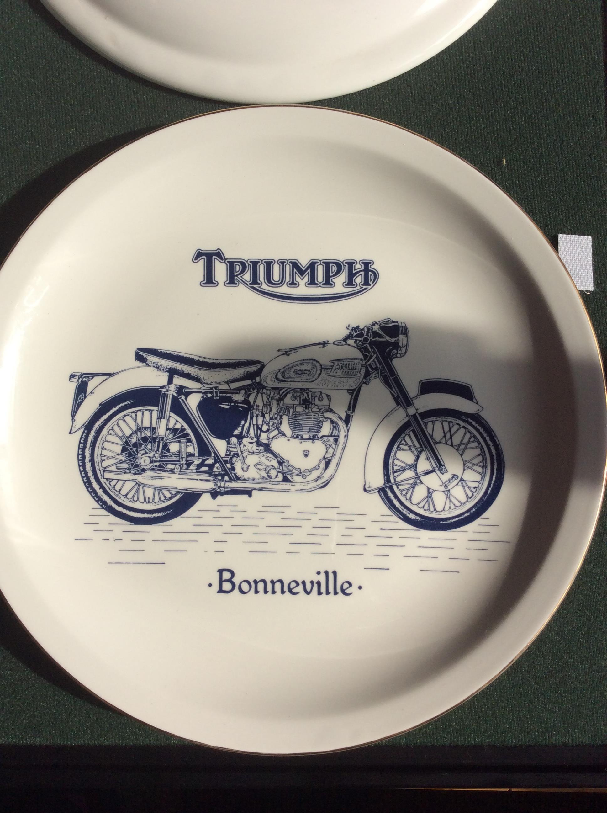 Set of 4 limted edition wall plates depicting motorcycles by Ted Underhill - Image 8 of 13