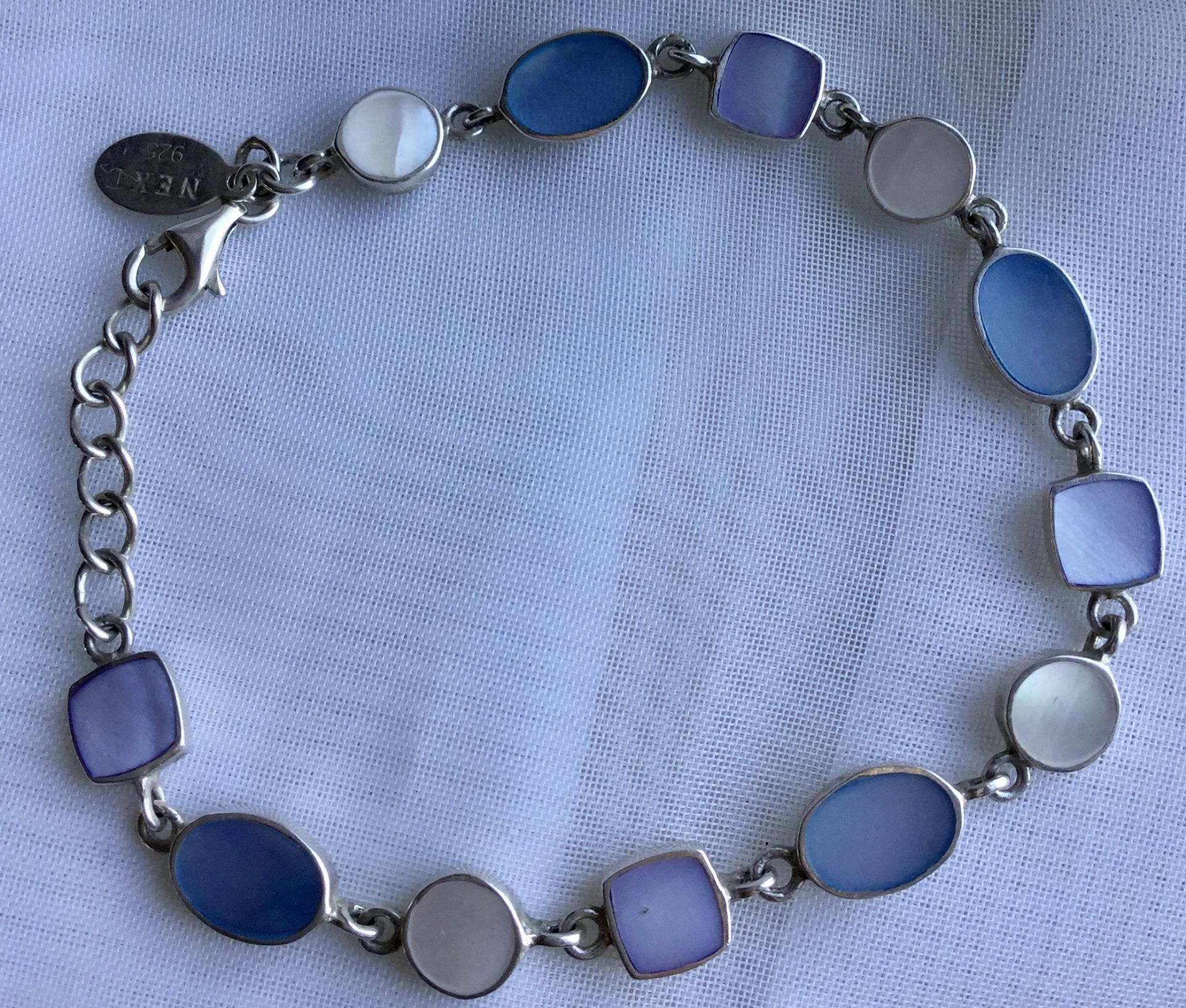Silver Mother of Pearl Bracelet 7” - Image 4 of 8