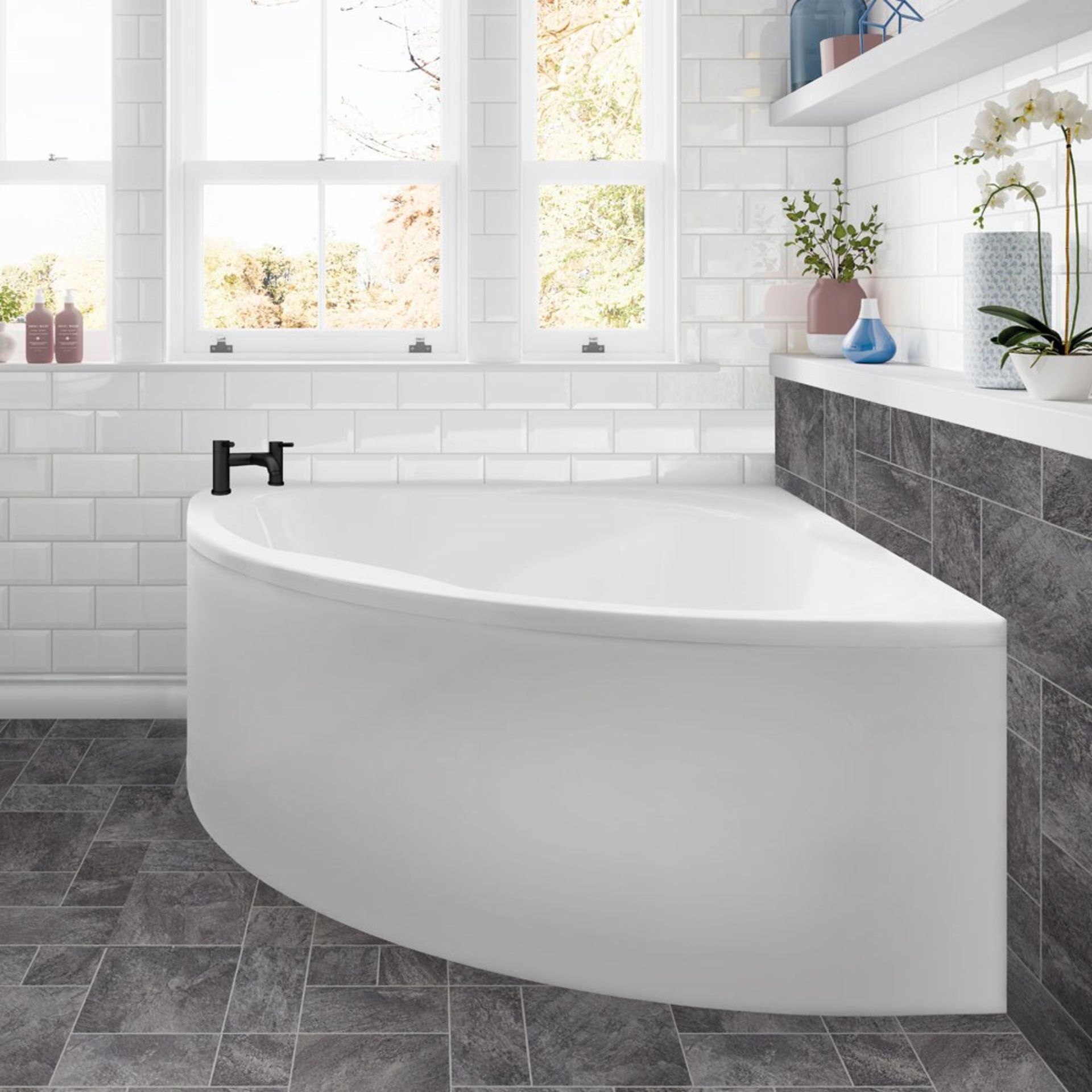 (WS151) Twyfords 1200x1200mm Corner Bath with panel. Supplied with a acrylic bath front panel ...
