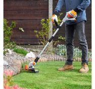 (GE113) 20V Max. Cordless Grass Trimmer Features a 180° adjustable trimmer head, 25cm cutting ...