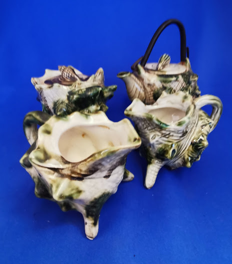 Vintage green & brown tea set service c 1950s Beautiful conch sea shell design.