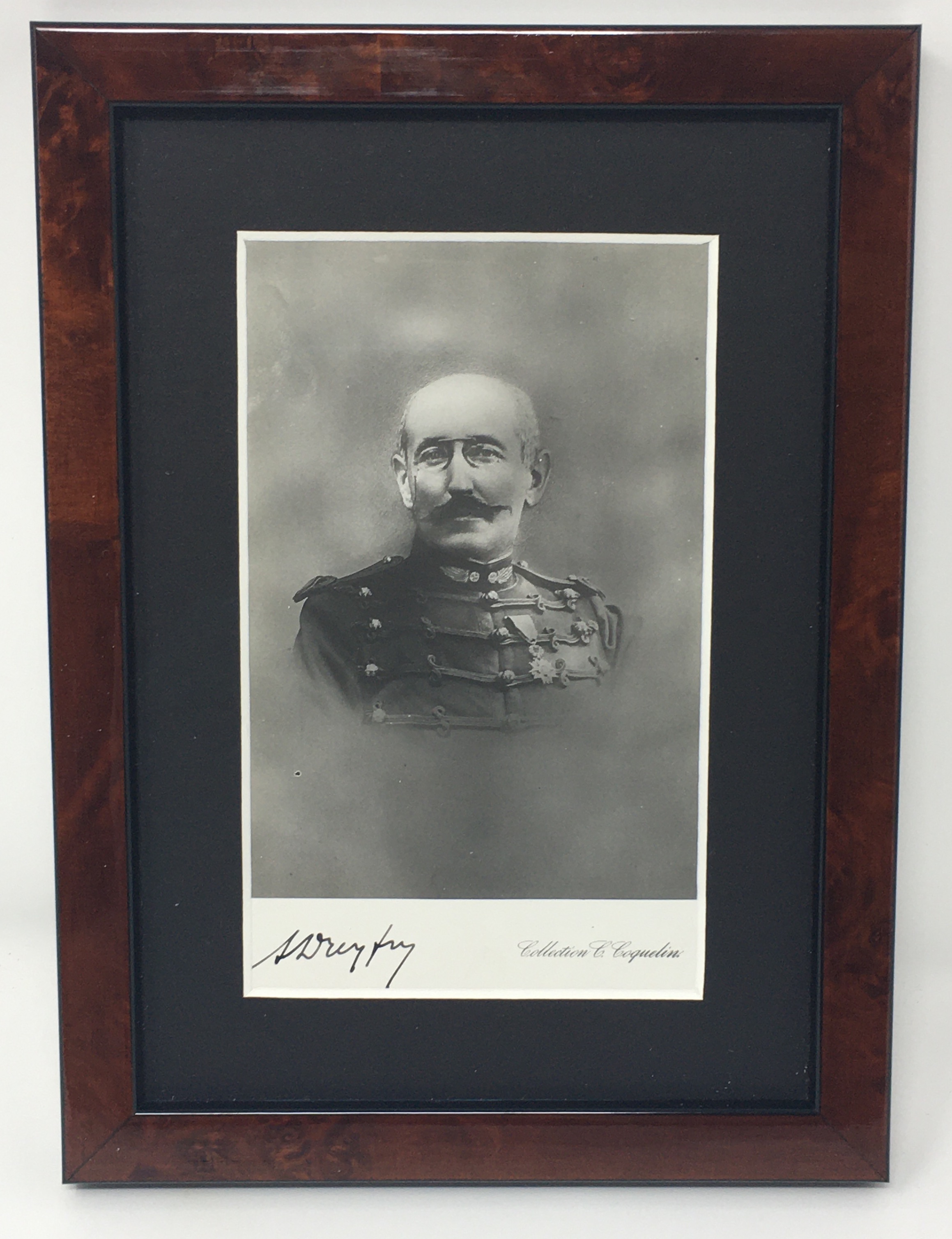 J'Accuse Newspaper, Emile Zola Quote, Signed Dreyfus Portrait, Rare Trial Drawings & Schwartzkoppen - Image 8 of 74