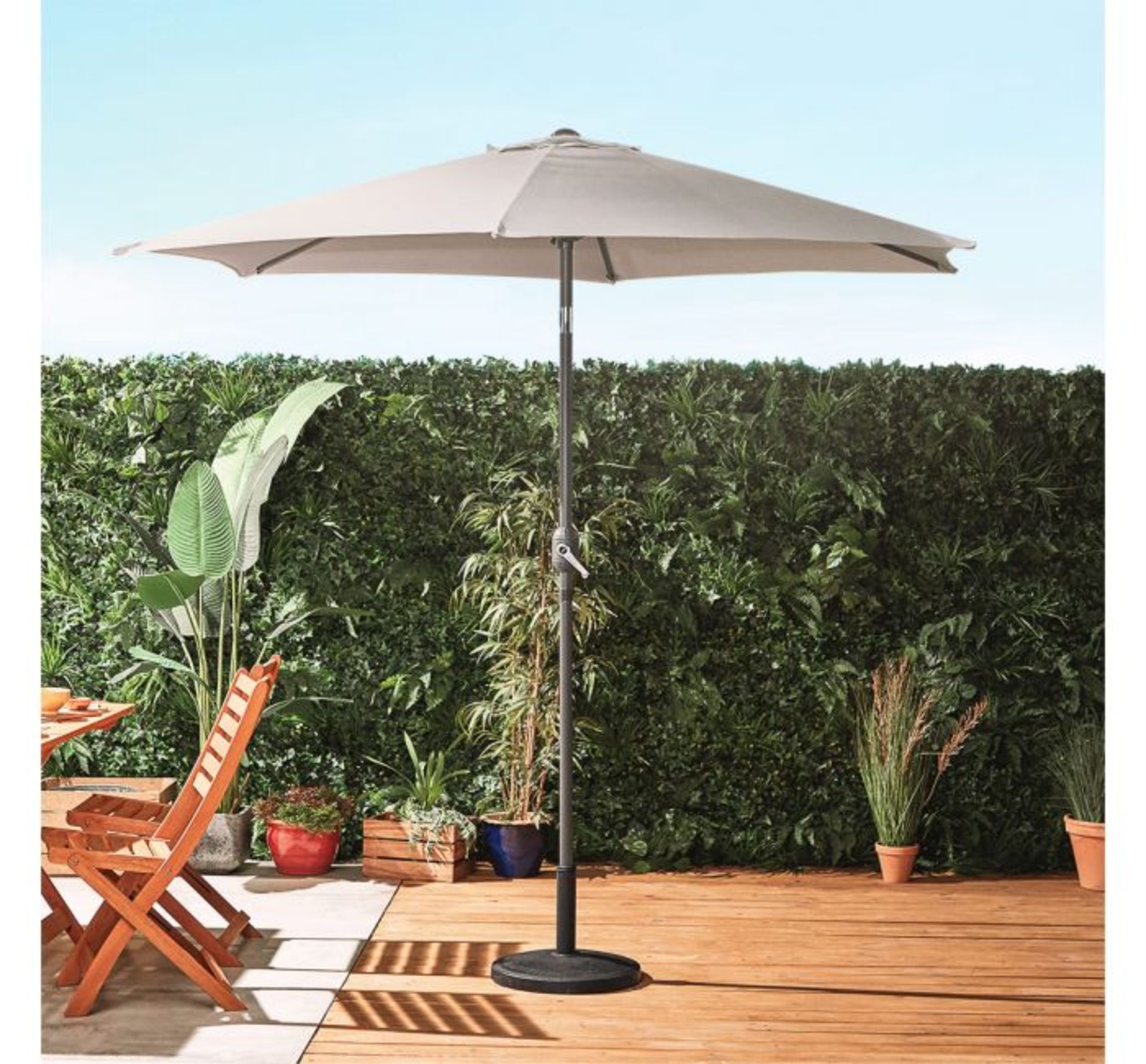 (TD44) Grey 2.7M Steel Parasol Rust-resistant powder coated steel frame with a hardwearing pol...