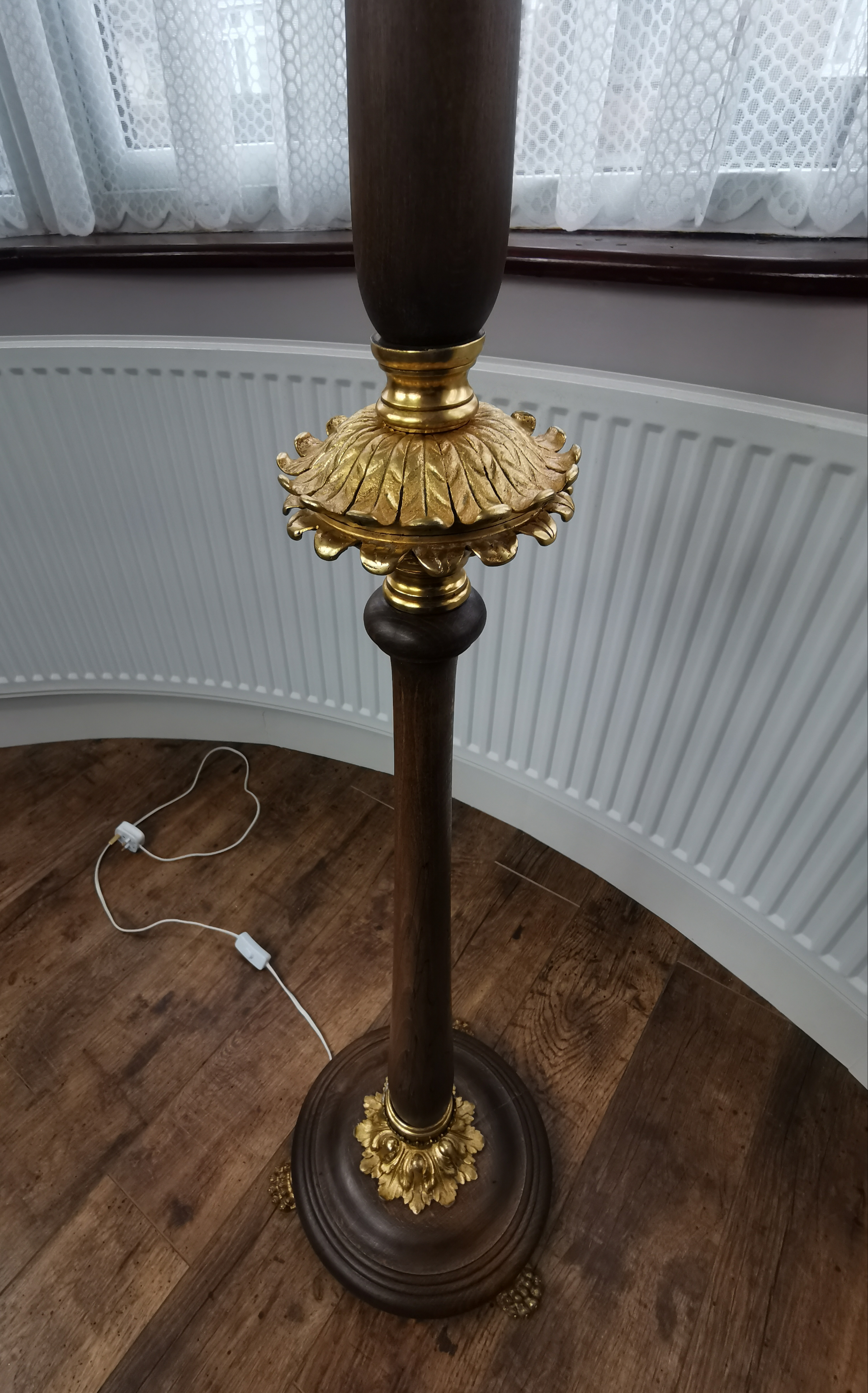 Late Victorian Gilt Metal & Walnut Floor/Standing Lamp - Image 4 of 6