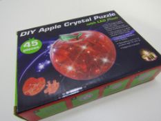 10x 3D Jigsaw Puzzle. Red Apple with Flashing LED Lights. incs. Batteries.