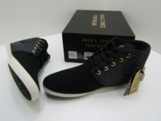 1 Pair of Jack & Jones Hi Top Trainers. Black. Size UK 8