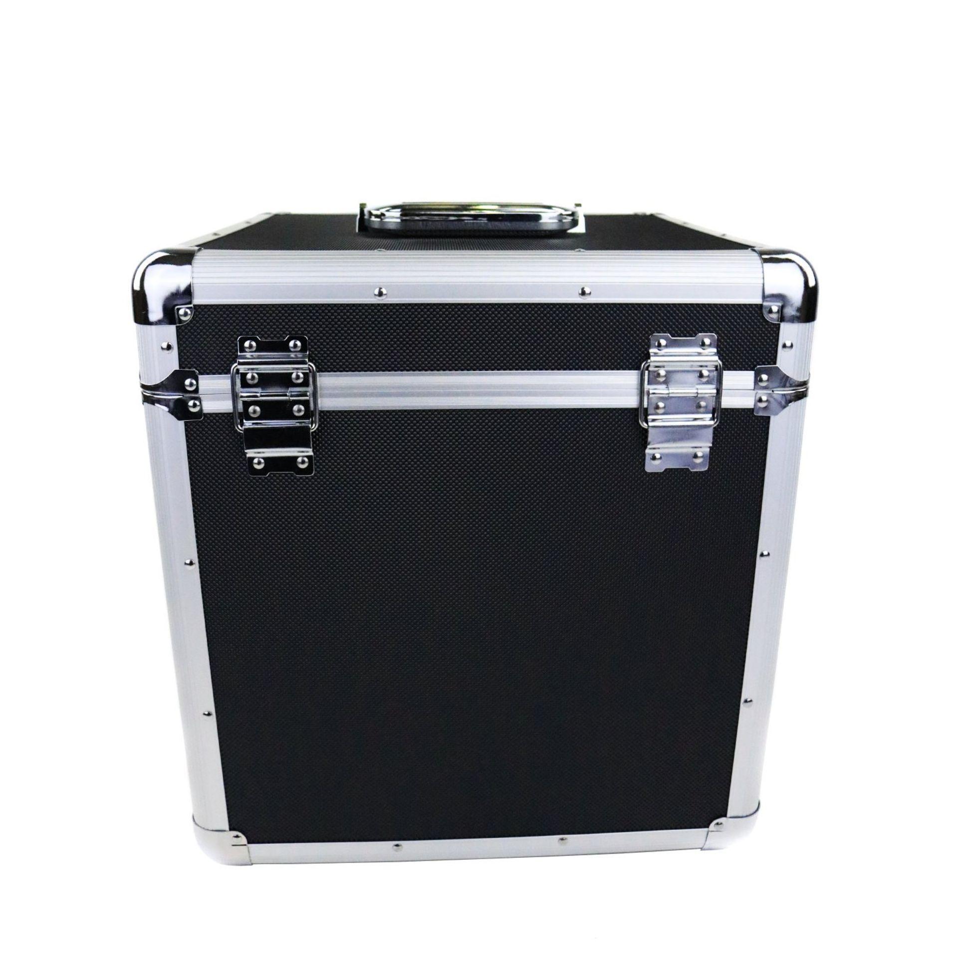 (RU49) 100 x 12" LP Vinyl Record Box Hard DJ Flight Case Aluminium The record case is able t... - Image 2 of 2