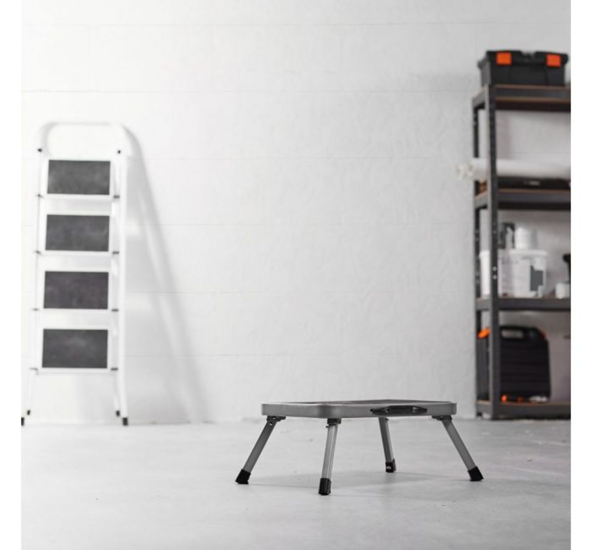 (OM24) Folding Step Stool Distributes weight evenly for total stability Large grooved tread (...