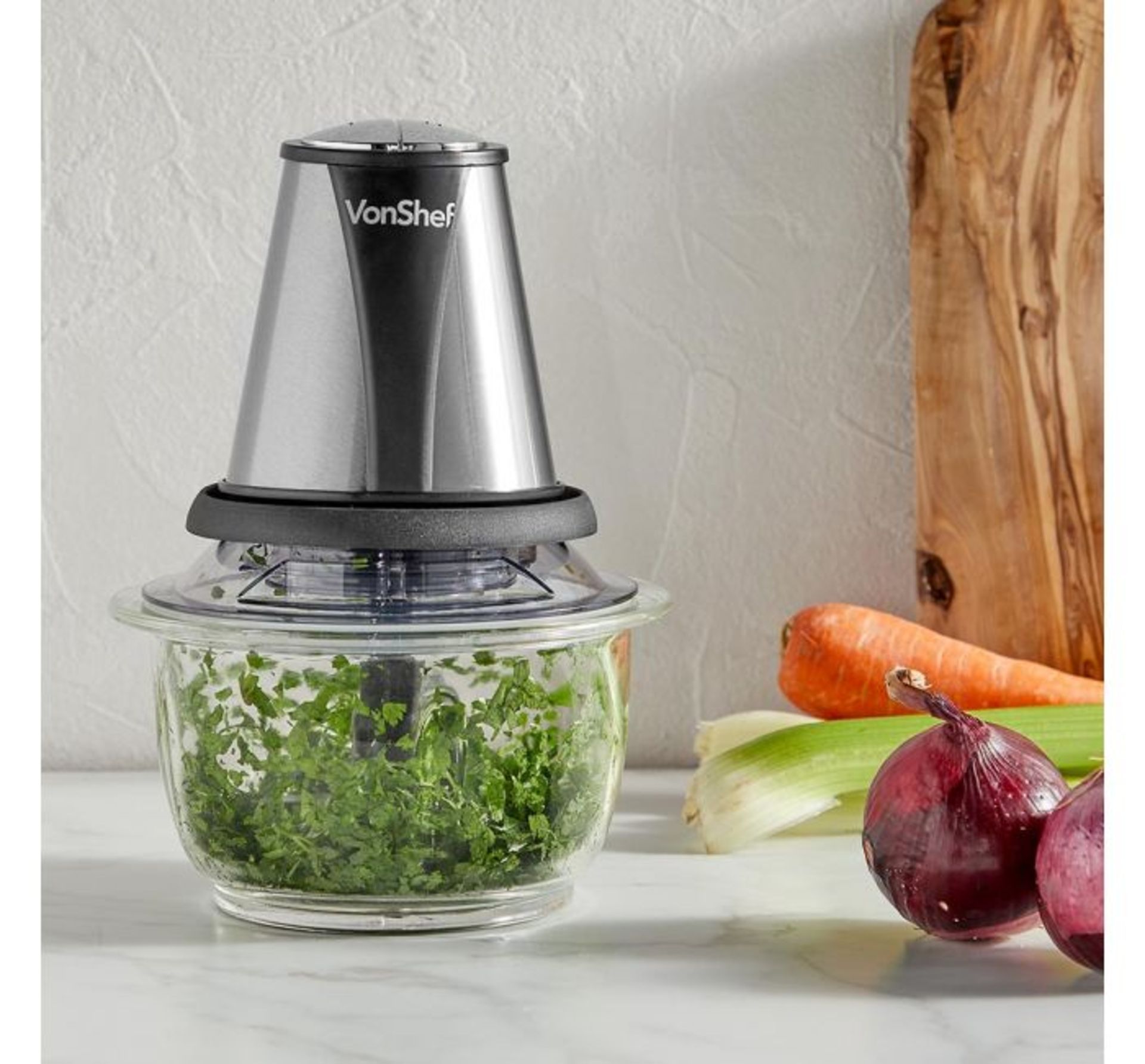 (OM70) Mini Food Chopper 400W 2 speed settings allow you to mix, blend, mince, chop and purée...