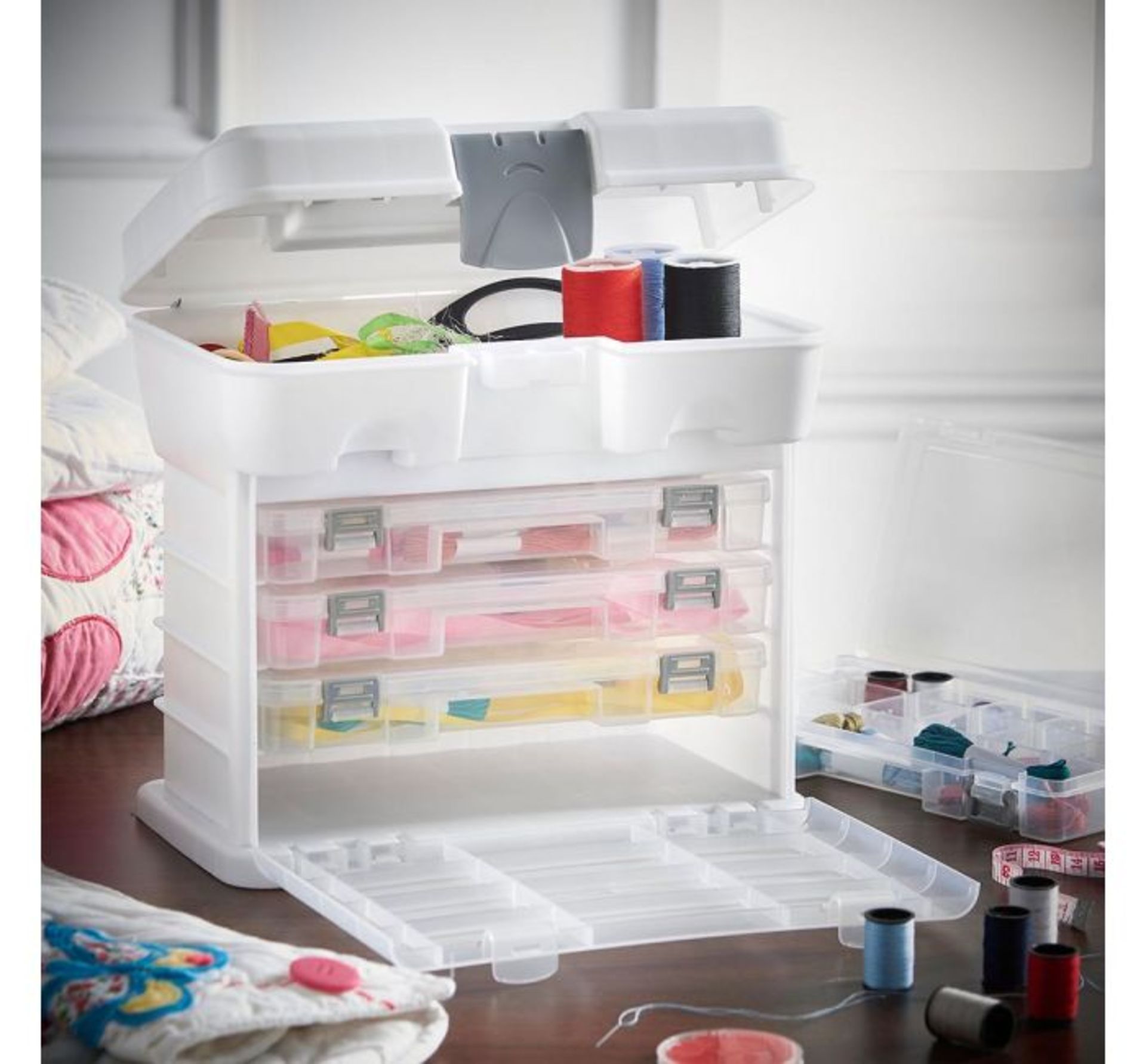 (OM5) Storage Carry Case Ideal for storing arts & crafts supplies, sewing bits, jewellery, acc...