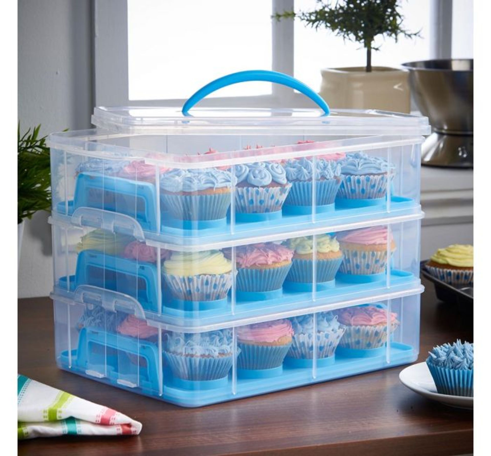 (OM42) 3 Tier Cupcake Carrier Blue The stylish way to store your cakes and cupcakes Rotatable...