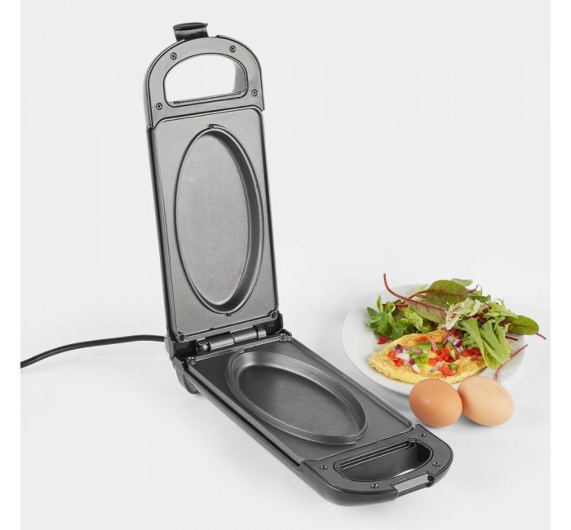 (OM46) 700W Omelette Maker Double-sided cooking power is also great for paninis, pancakes and ... - Image 2 of 3