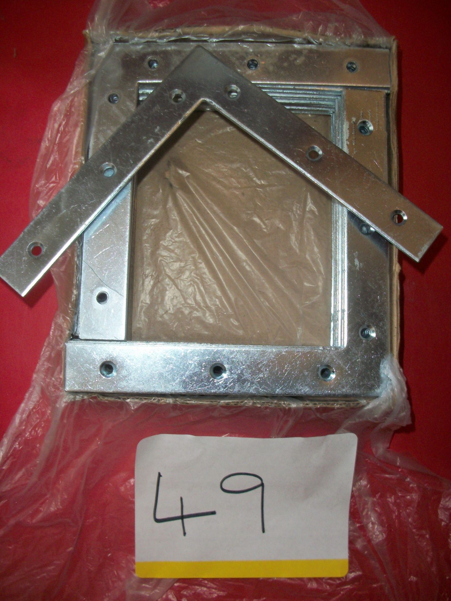 24 Angle Brackets