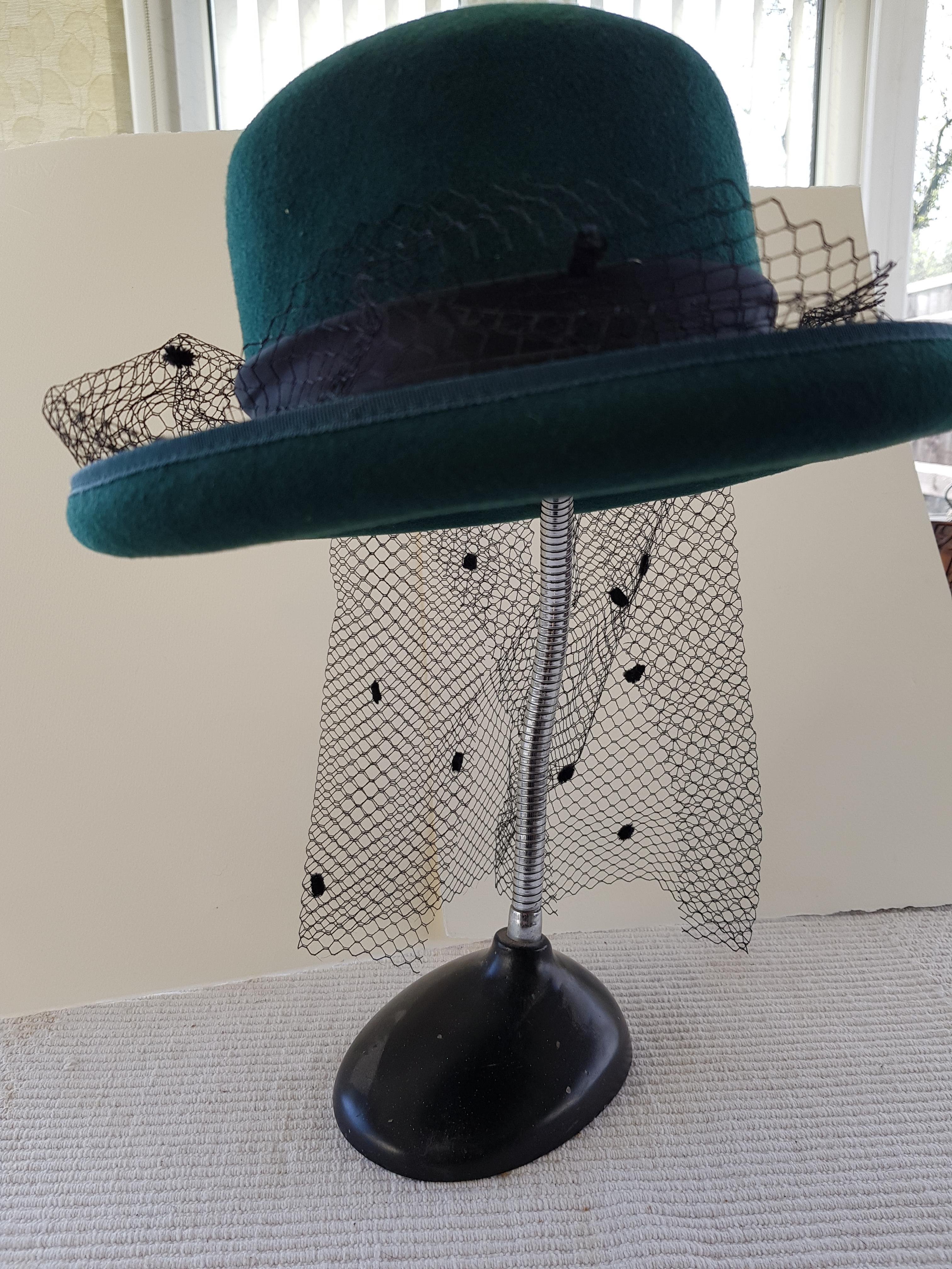 Vintage Concours D'elegance Ladies Hat. - Image 2 of 4