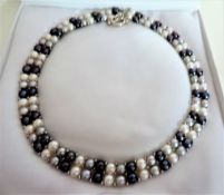 Pretty Multi Colour Cultured Pearl Necklace