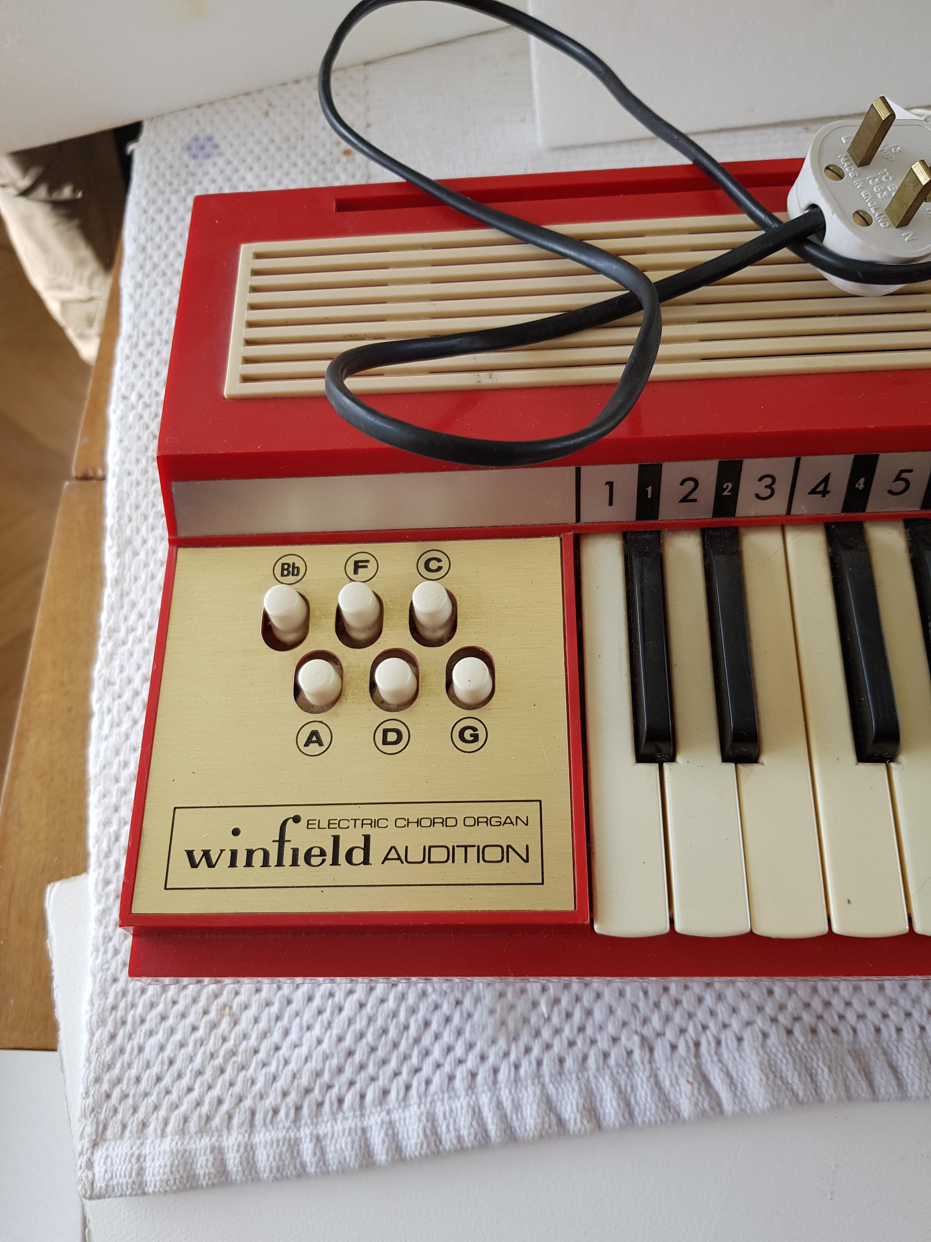 1960'S Winfield Audition Electric Organ - Image 2 of 3