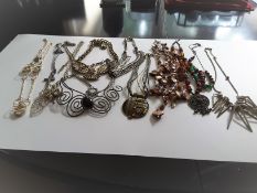 Costume Jewellery Pendants/Necklaces